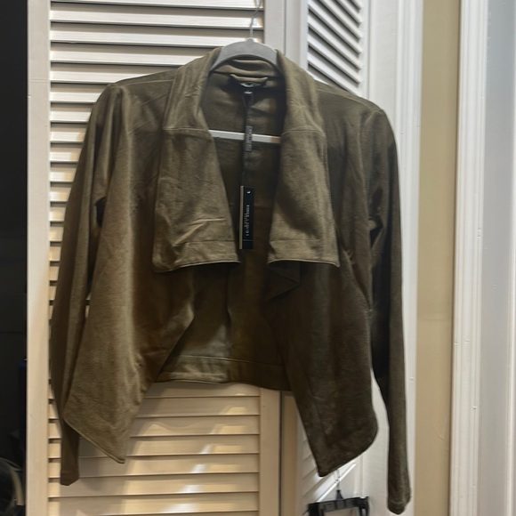 Romeo & Juliet Couture Jackets & Blazers - ROMEO AND JULIET COUTURE J